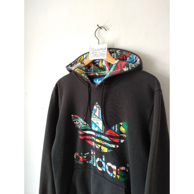 Adidas label best sale sweat hoodie