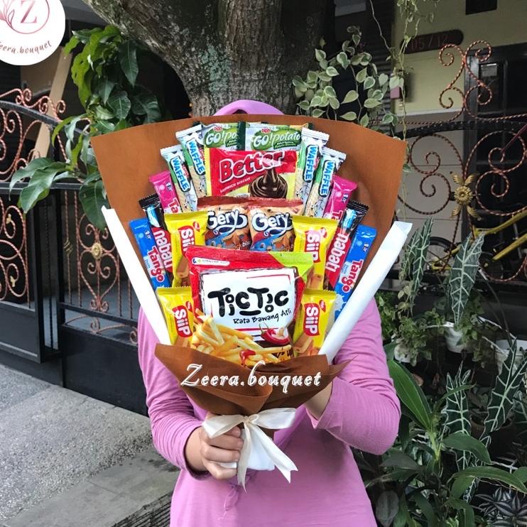 

Promo - B8 Buket snack/bouquet snack/bucket snack INCLUDE Greeting card+packing ..