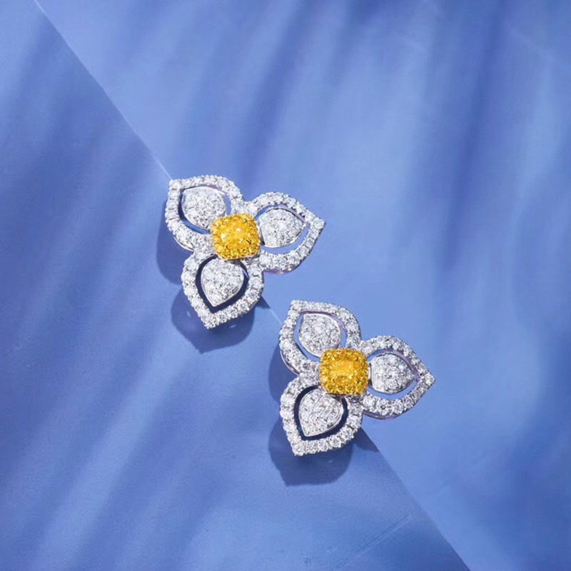 Fashion Elegant Luxury Petal Yellow Diamond Stud Earrings