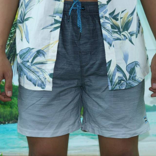 Billabong boardshorts