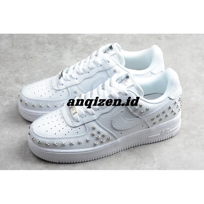 Womens Nike Air Force 1 Low Star 