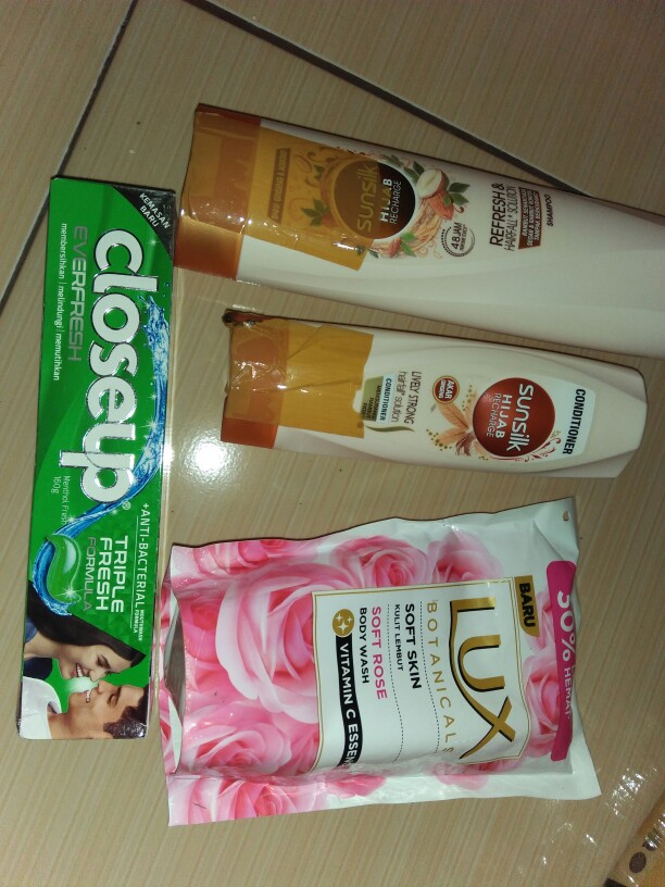 Lux Soft Rose Sabun Cair 450 Ml