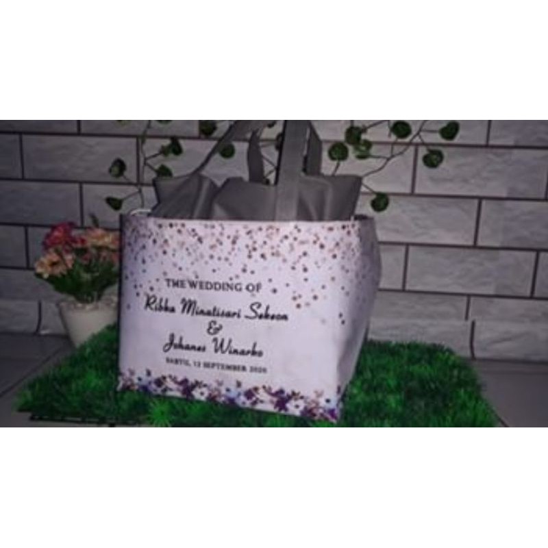 

Souvenir wedding murah model serut uk 20x20