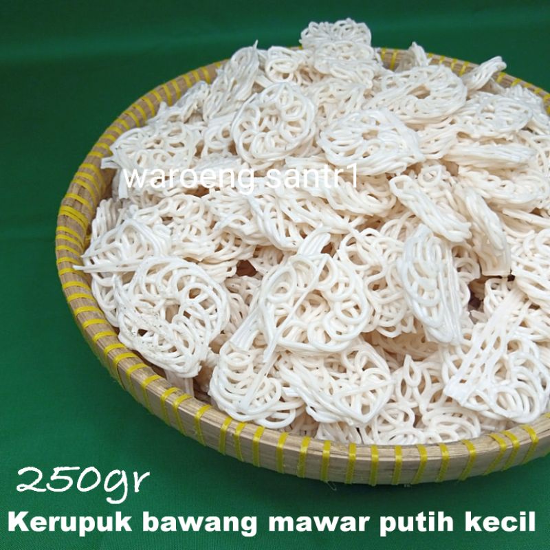 

Kerupuk krupuk bawang mawar putih kecil mentah mekar siap goreng 250gram