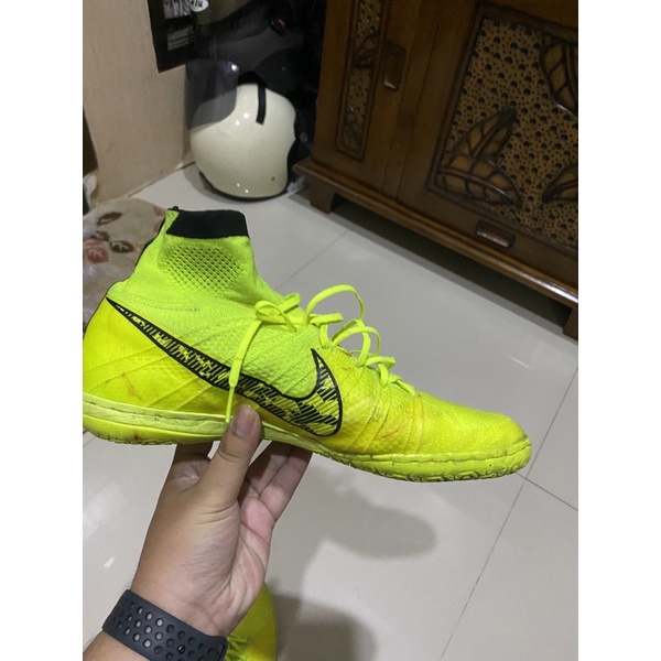 Nike elastico