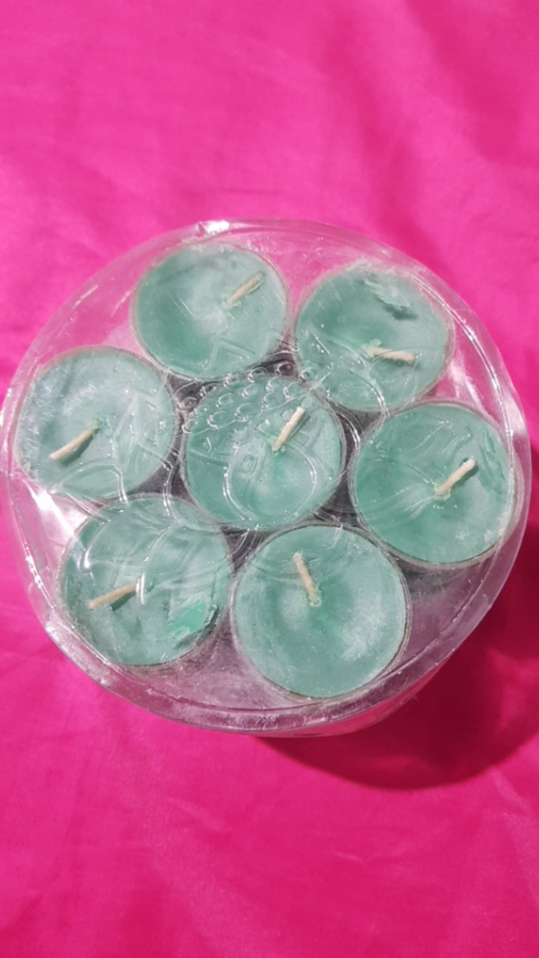 Lilin Puja Sembahyang Tea Light 4 Jam 28pcs/set Hijau