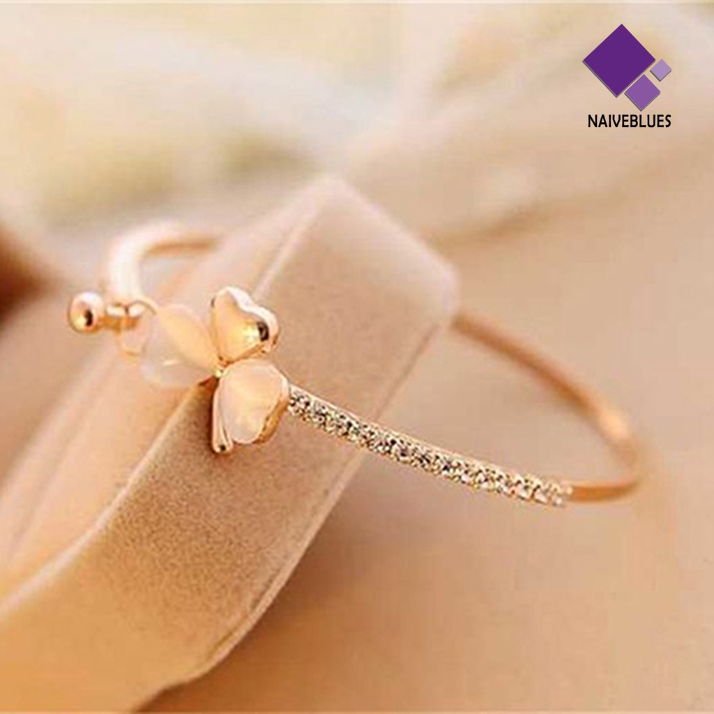 Gelang Rantai Desain Hati Bahan Alloy Untuk Wanita