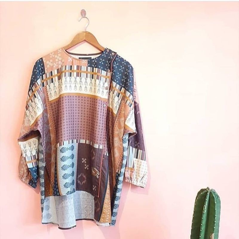 Maroon Printed Tamou