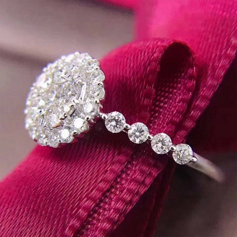 Fancyqube Cincin Cubic Zirconia Warna Putih Bling-Bling Untuk Wanita