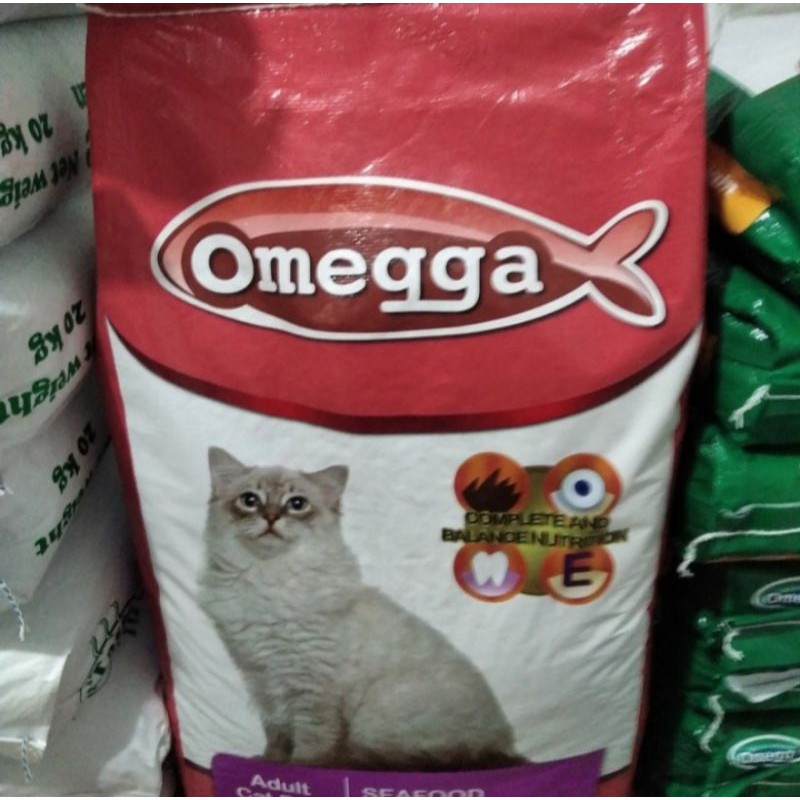 Grab Gojek Only makanan kucing omega seafood 20 kg/omegga 20 kg