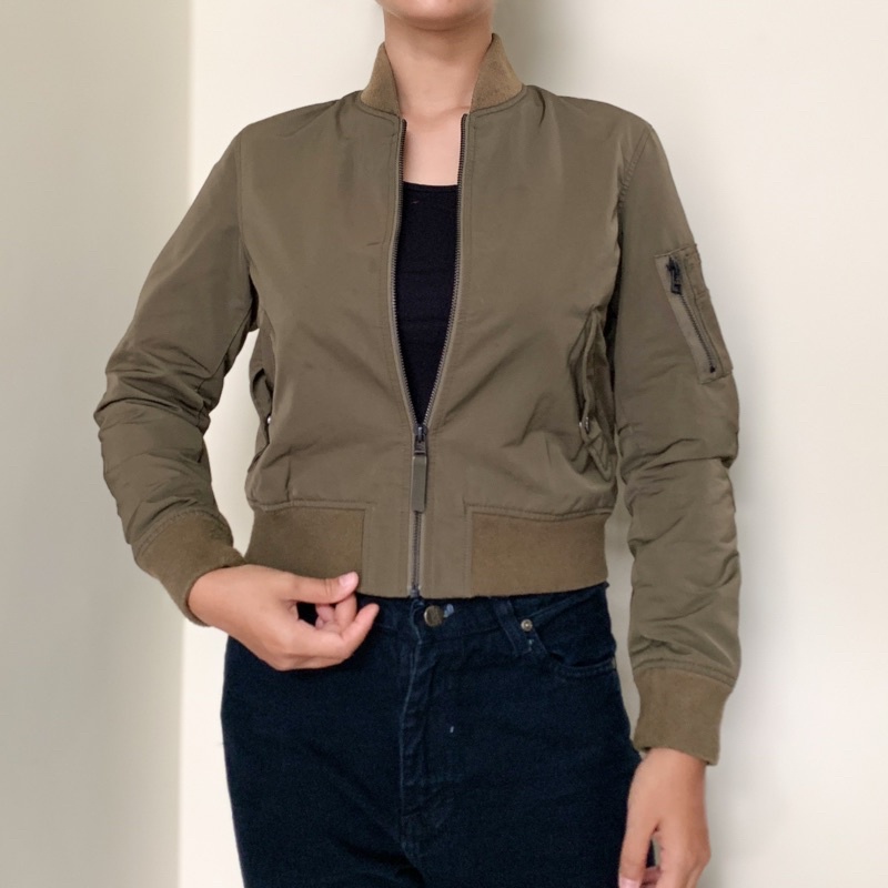 JAKET THRIFT BURONANMU-O1(uniqlo)