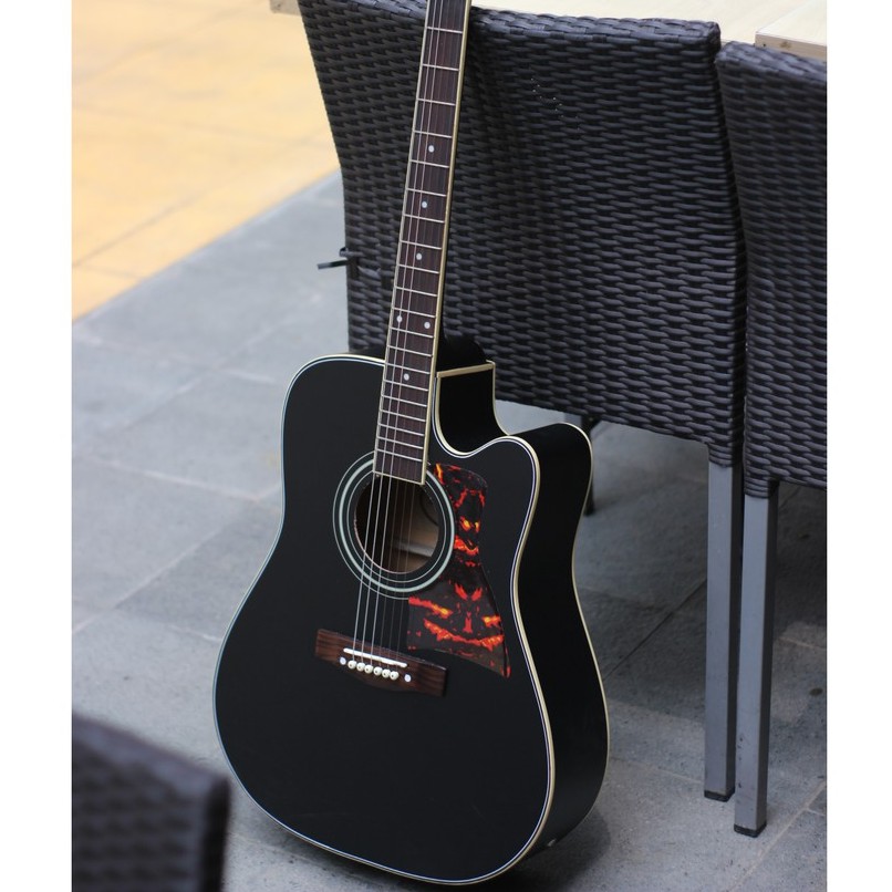 Gitar Akustik JUMBO Blackdoff Dreadnought Equalizer7545R include senar cadangn dan tas