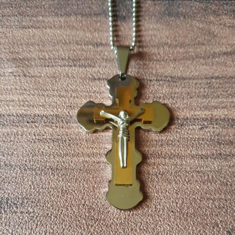 KALUNG SALIB TITANIUM BERTINGKAT YESUS