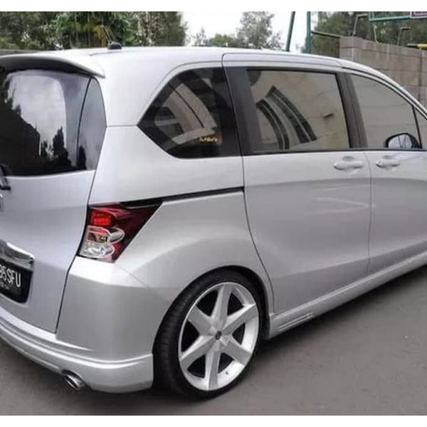 aksesoris mobil BODYKIT Honda Freed 2009-2011 zeus SAMPING SAJA