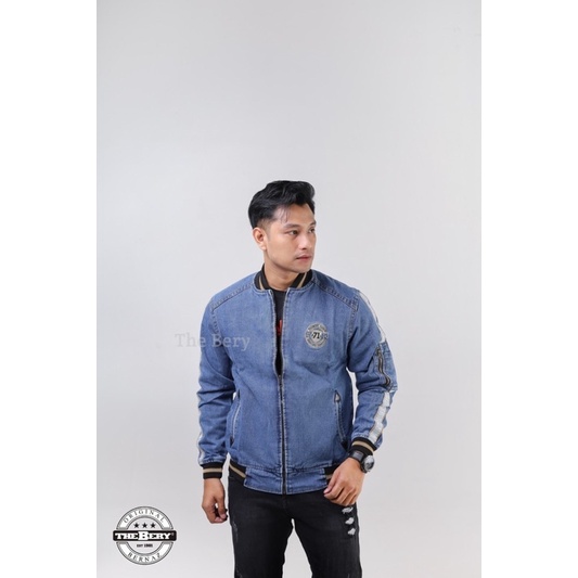 Jaket jeans pria / Jaket the berry logo kulit kerah / Jaket bomber denim