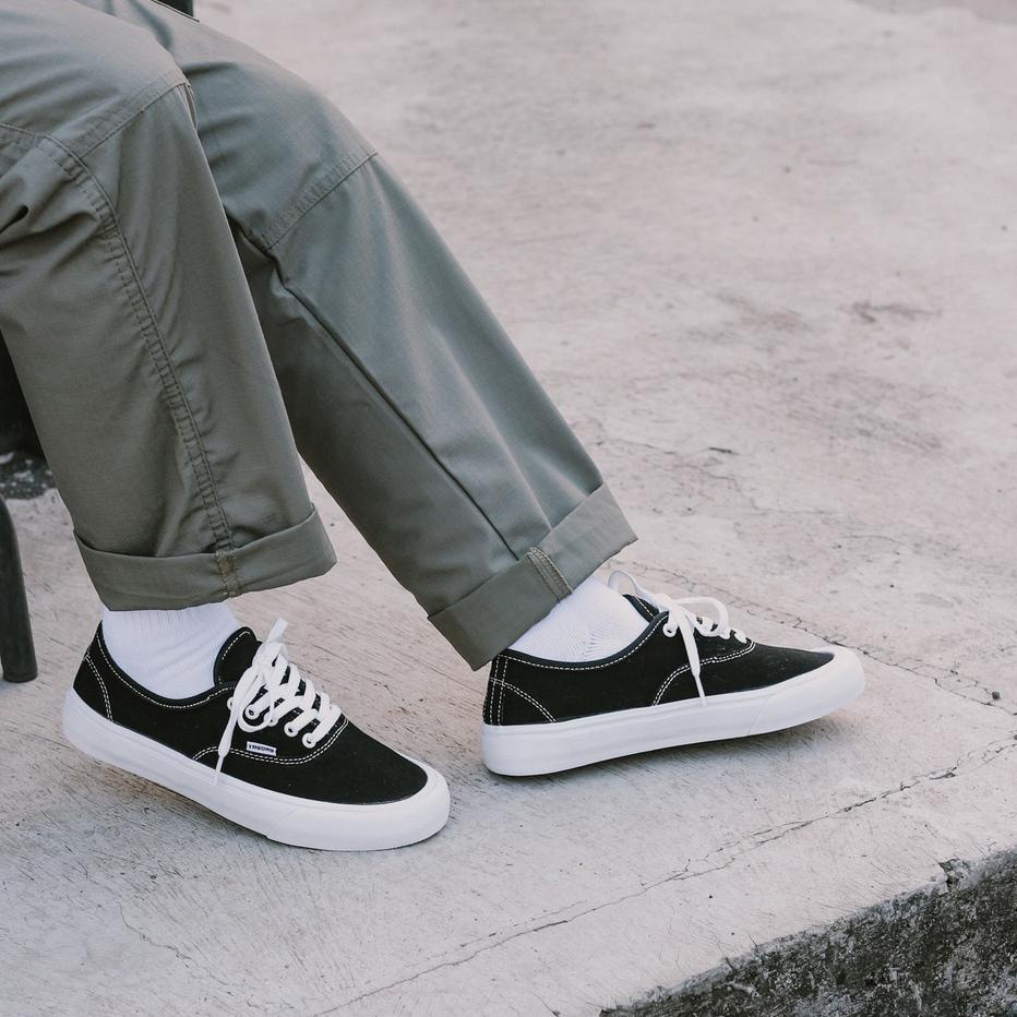 READY SEPATU TIMEBOMB VULCANIZED | KSTLC | BW