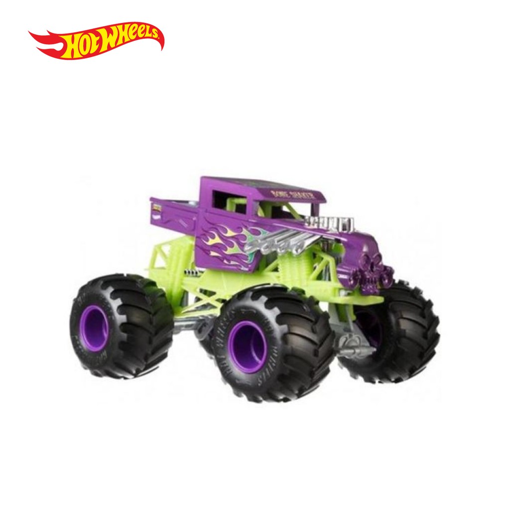  Hot  Wheels  Monster Trucks 1 43 Rev Tredz Bone Shaker 