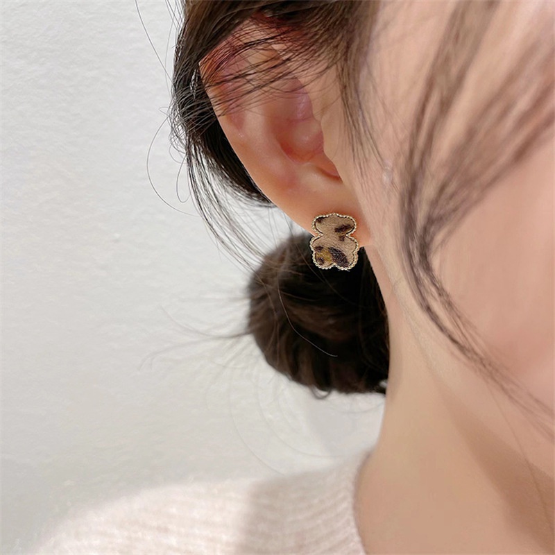 Anting S925 Silver Needle Desain Leopard Beruang Gaya Simple Untuk Aksesoris