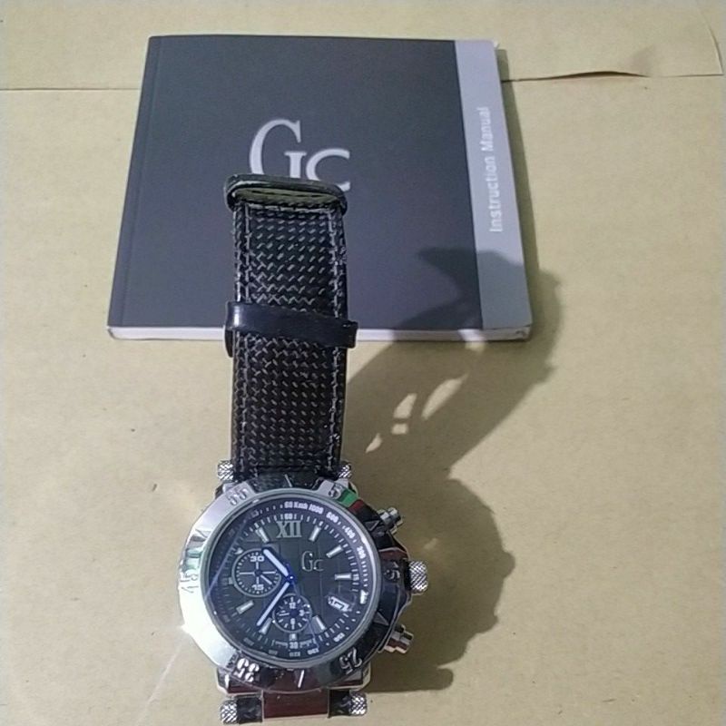 Jam Tangan Pria GC Swiss Made