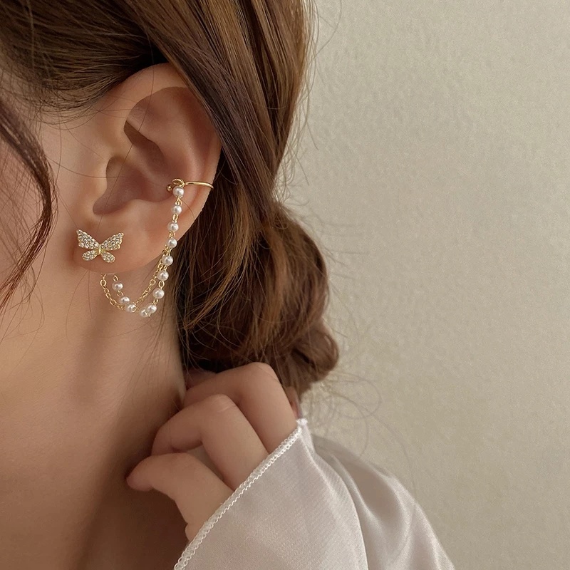 Anting Stud Rantai Rumbai Desain Kupu-Kupu Aksen Mutiara Berlian Imitasi Gaya Korea Elegan Untuk Wanita