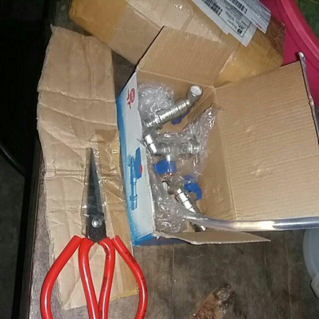 Kran Air 1/2 Hpp / Hsj Kamar Mandi (kran Bola Hsj Gg Biru 1/2)