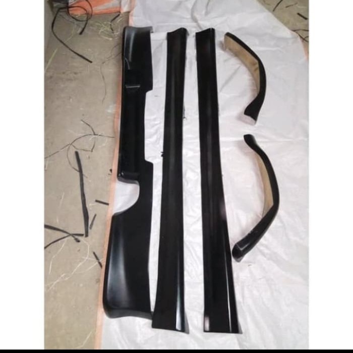 Bodykit Belakang samping Swift 06-11