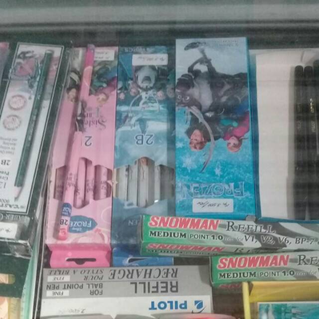 

Tempat pensil frozen
