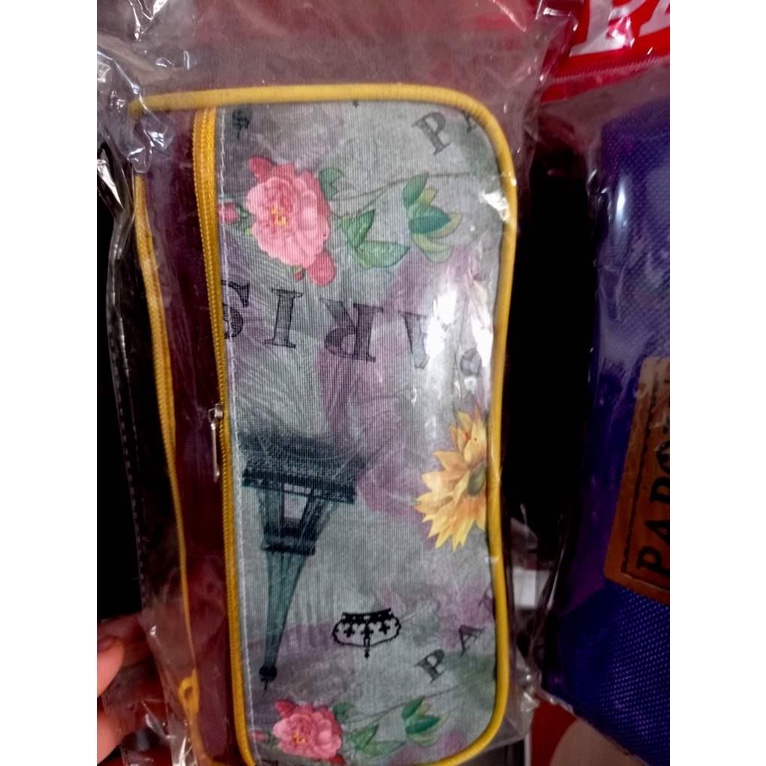

KOTAK PENSIL MOTIF / Pencil Case