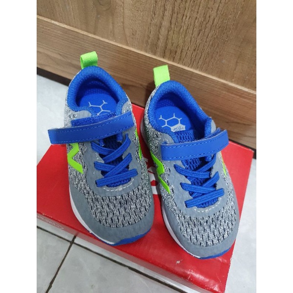 (preloved) New Balance Lace Fresh Foam Arishi v2 Boy's Infrant Running Shoes - Blue/Grey