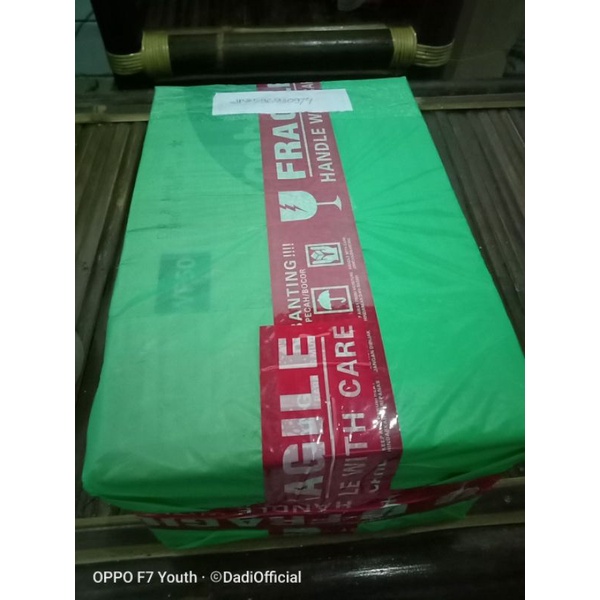 

BUBBLE WRAP / BUSA PACKING TAMBAHAN