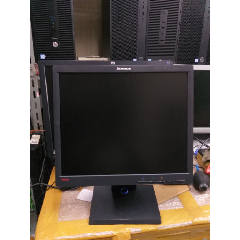 Monitor LCD 17 inch  kotak