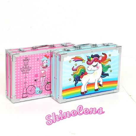 

Berkualitas Crayon Set 145 Pcs Koper Alumunium / Alat Gambar Crayon Set Children Drawing kado anak kado ultah hampers kado lebaran anak