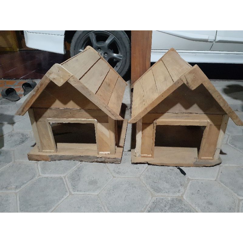 rumah kucing kayu