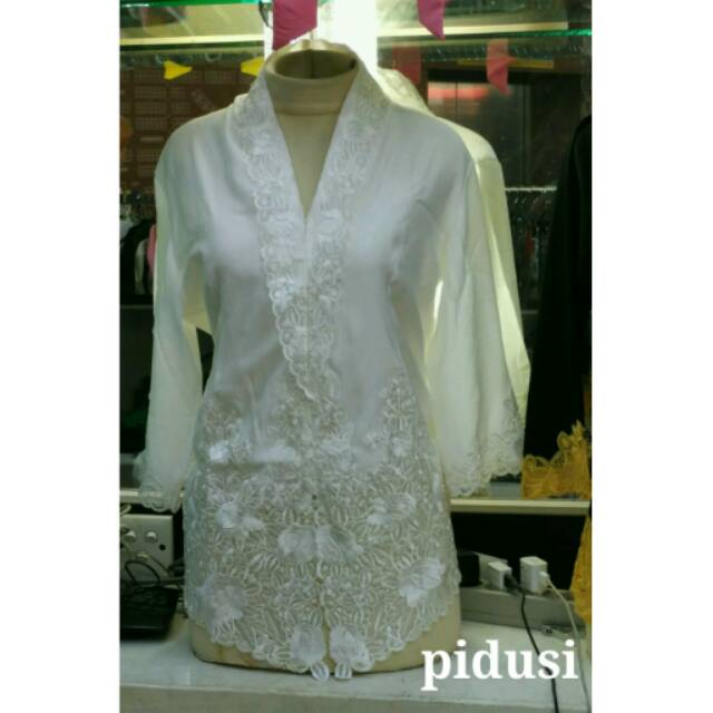Kebaya bordir BW