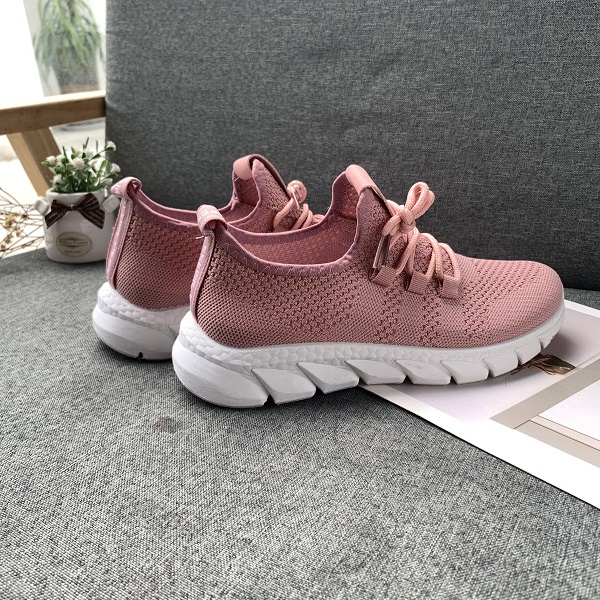 Sepatu Taeil Sneakers Kanvas Wanita Casual Import Sport Shoes Original