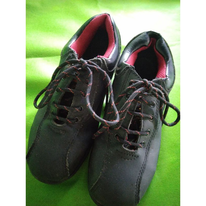 krisbow safety shoes wanita