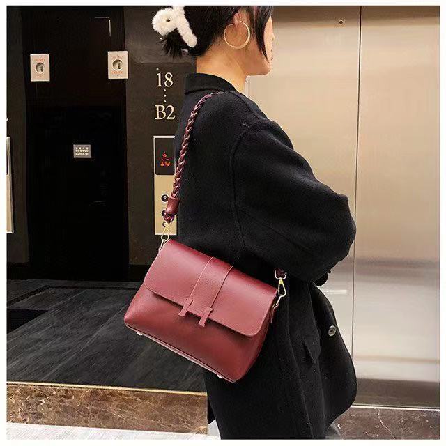 TASHAPPY CR7681 Tas Remaja SELEMPANG Wanita Terbaru import ada 2 Model Tali motif kepang dan Talpan supplier tas import BQ3426