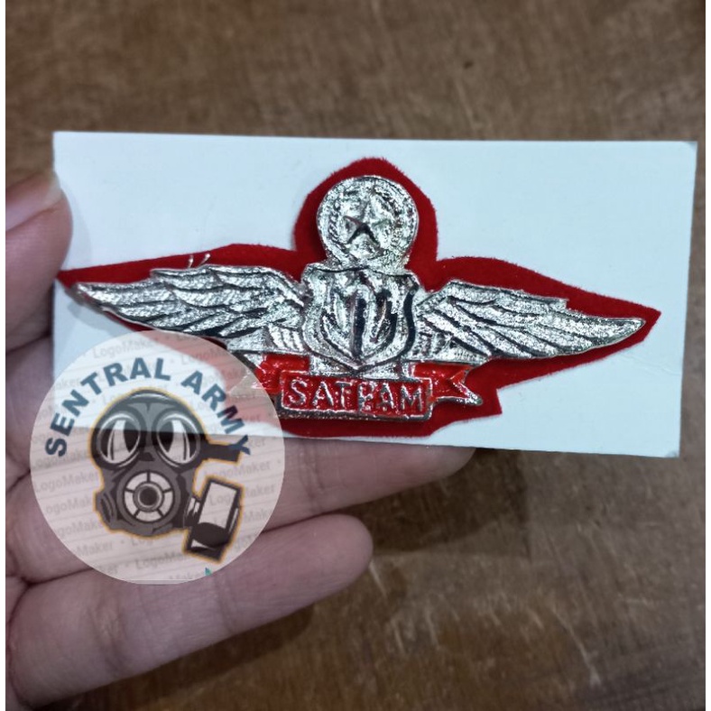 Wing Satpam Putih - Atribut Satpam Terbaru