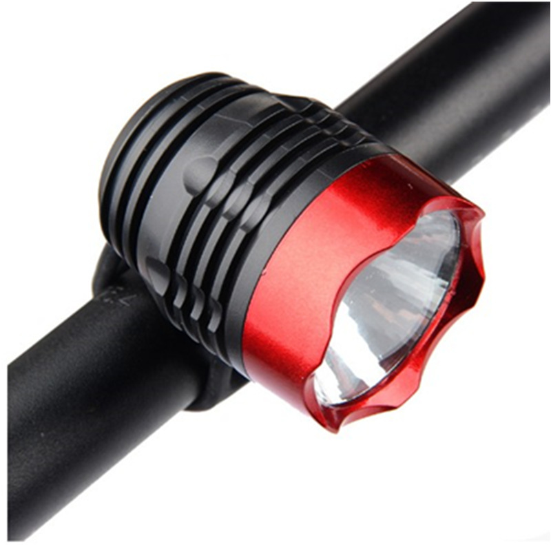 Bahan Plastik Ringan Sepeda Built-in 2032 Battery X2 Headlight 3 Block Light Long Shot