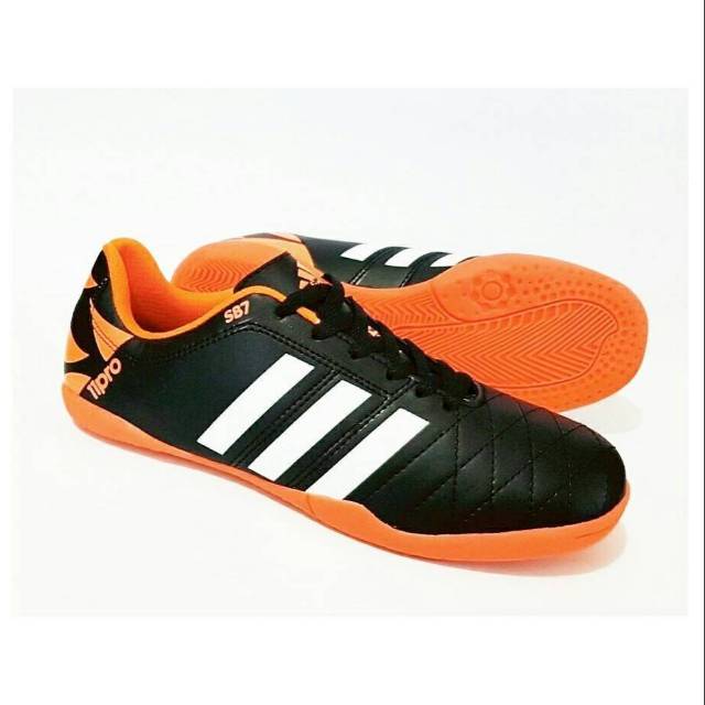 sepatufutsal SEPATU FUTSAL 11pro adidas