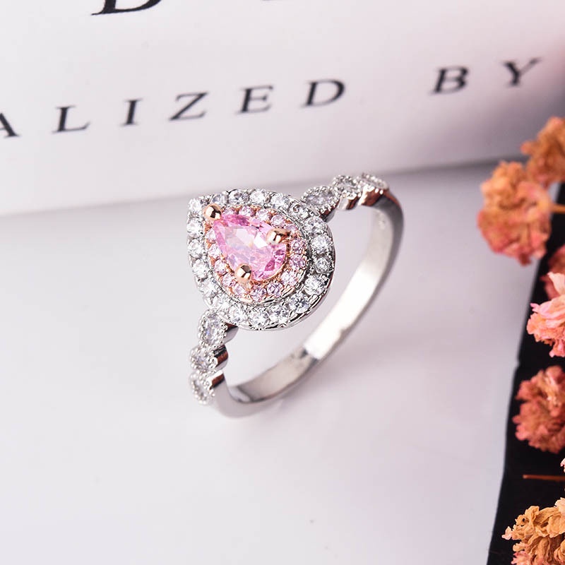 Fashion Inlaid Pink Crystal Water Drop Pear Ring Luxury Ring