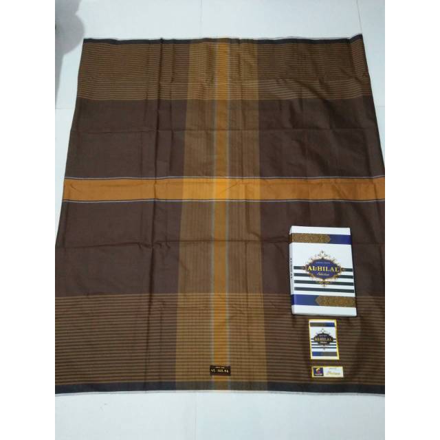 Sarung Al Hilal