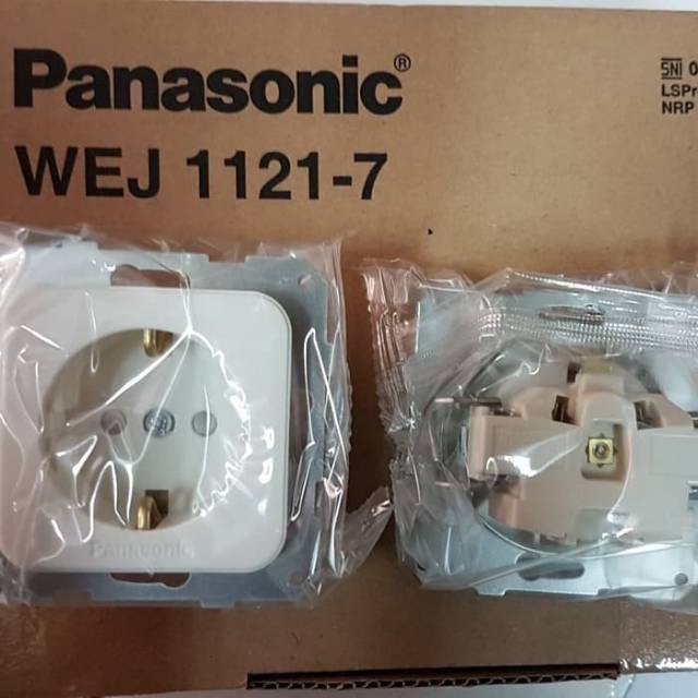 Stop Kontak Panasonic WEJ 1121-7 WEJ1121-7 Untuk Frame Panasonic WEJ7823 W