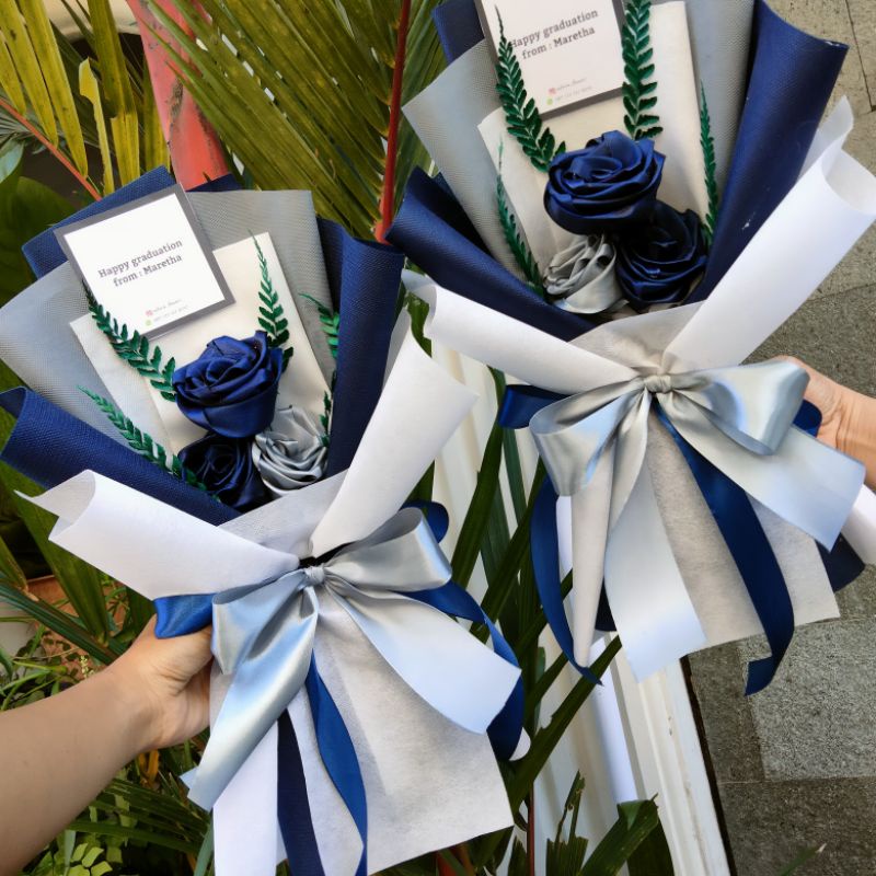 BUKET BUNGA 3 TANGKAI/BUKET BUNGA WISUDA/BUKET BUNGA GRADUATION/BUKET HARI IBU