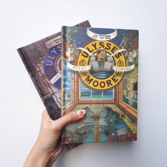 Paket Buku Ulysses Moore