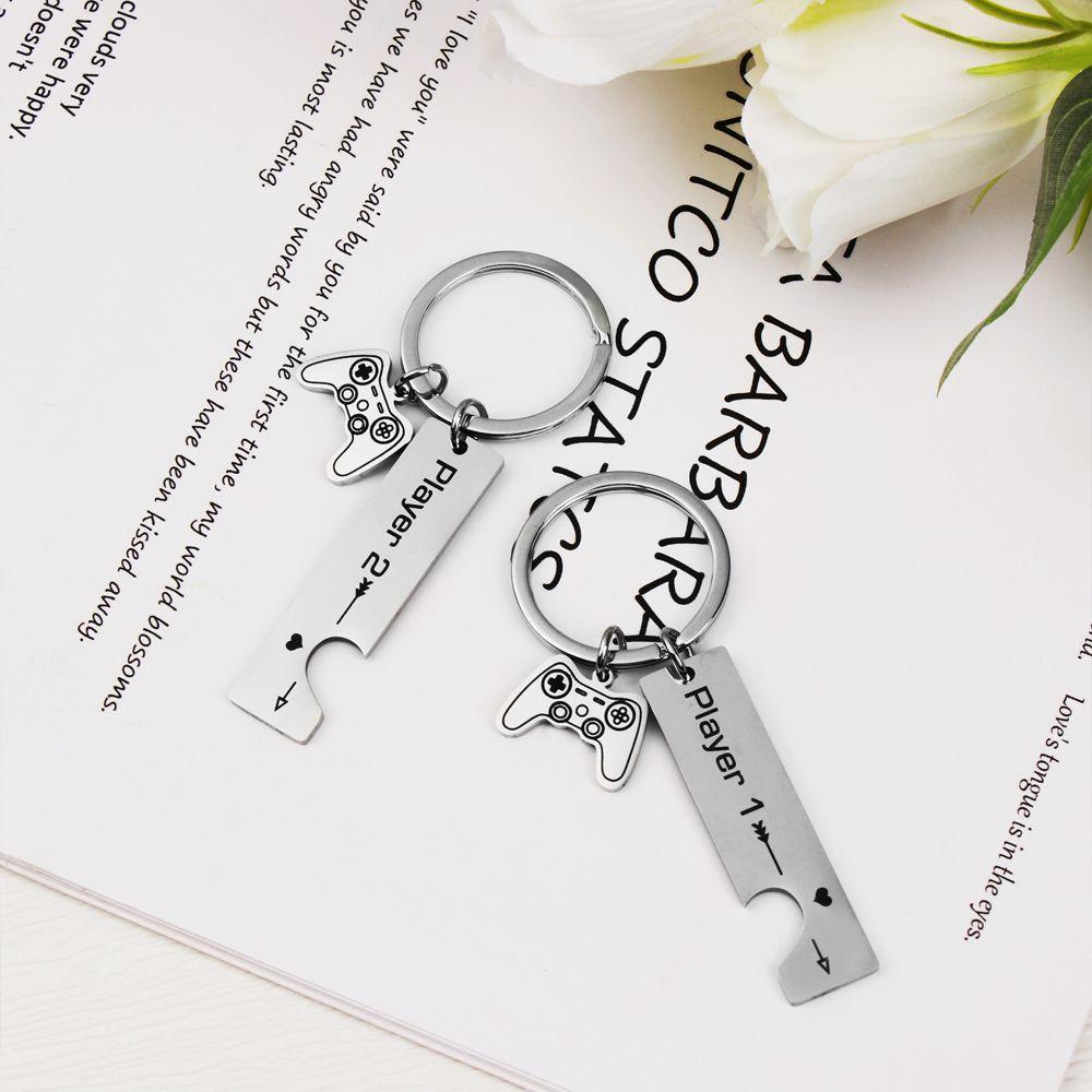 R-flower Game Console Handle Gantungan Kunci Hadiah Pacar Pacar Pacar Lucu Player1 &amp; Player2