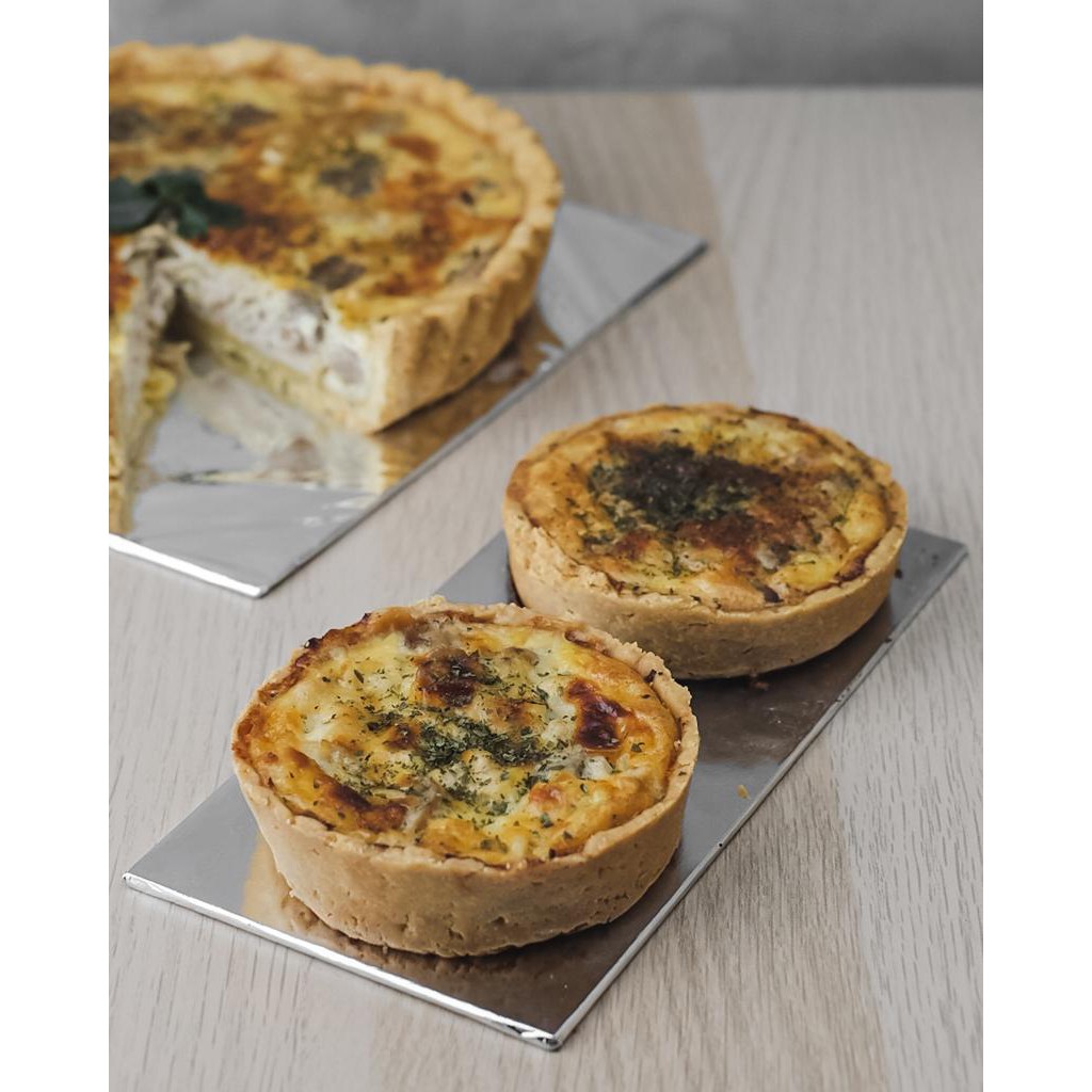 

Chicken/ Mushroom Quiche Personal Size 10 cm