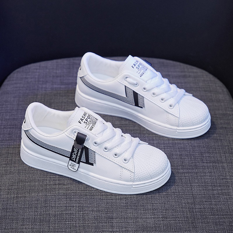 [DENDEN.ID] Sepatu Wanita Sneaker Tinggi Luar Negeri Import Sepatu Olahraga Korea DD1024-PUTIH HITAM