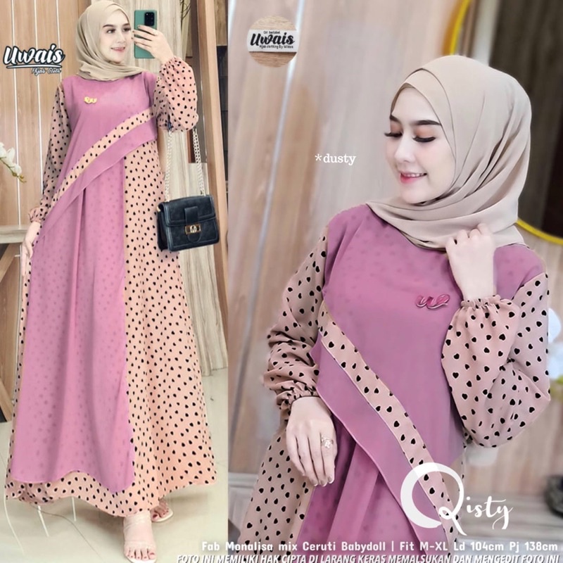 Uwais Qisty gamis motif love