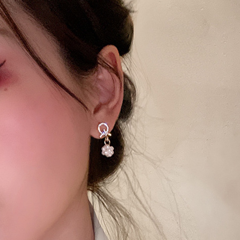 Anting Tusuk Gantung Temperament Bahan Sterling Silver 925 Desain Geometri + Mutiara Gaya Korea / Trendy / Simple Untuk Wanita